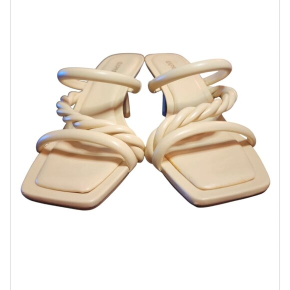 NWT Express Butter Yellow Kitten Heels Twisted Strap Square Toes Sandals Size 6 - Picture 1 of 9